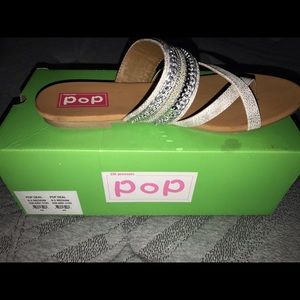 POP women’s shoes size 9.5 brand new